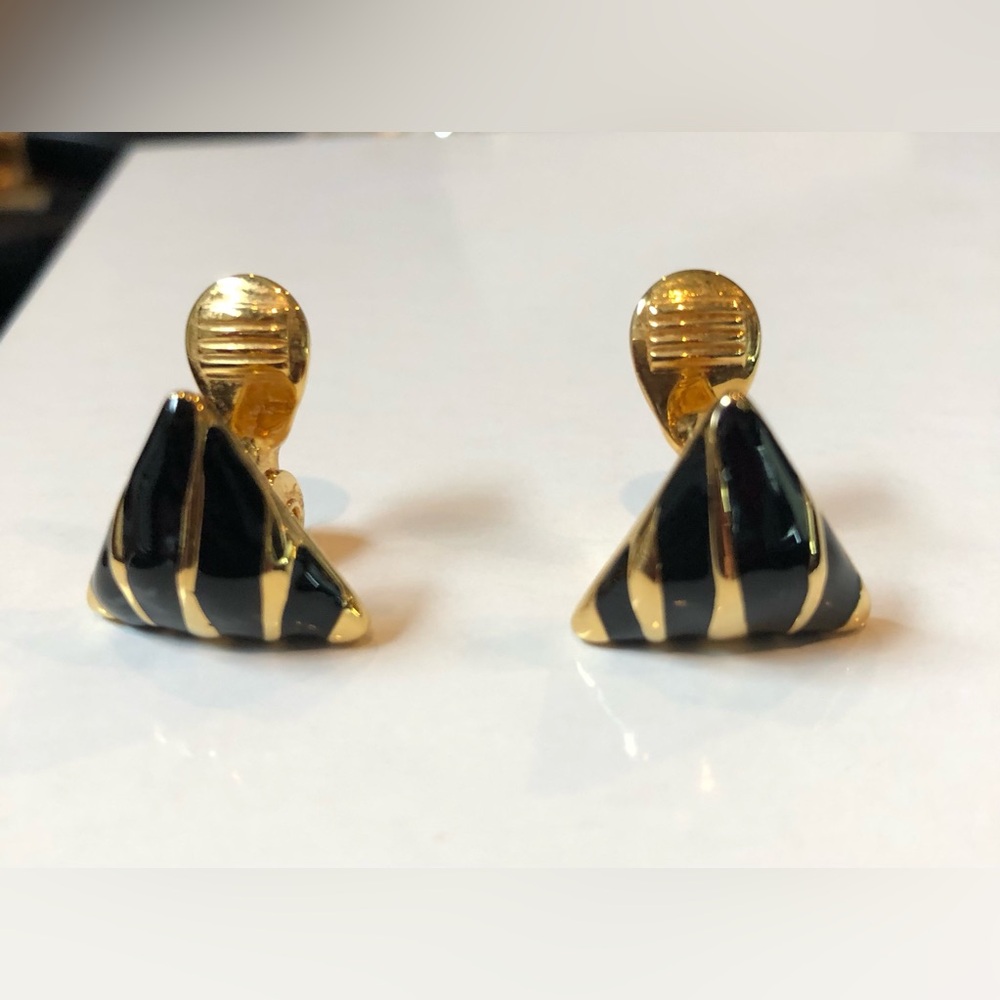 Elegant Black and Gold Monet Earrings Vintage